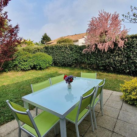 Petite Maison Dans Residence Avec Piscine Proche Plage Et Centre Ville A Pied ポルニック エクステリア 写真